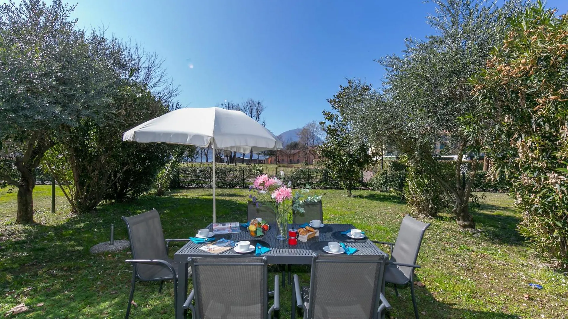 פורלצה Villa Apartments - Porto Letizia