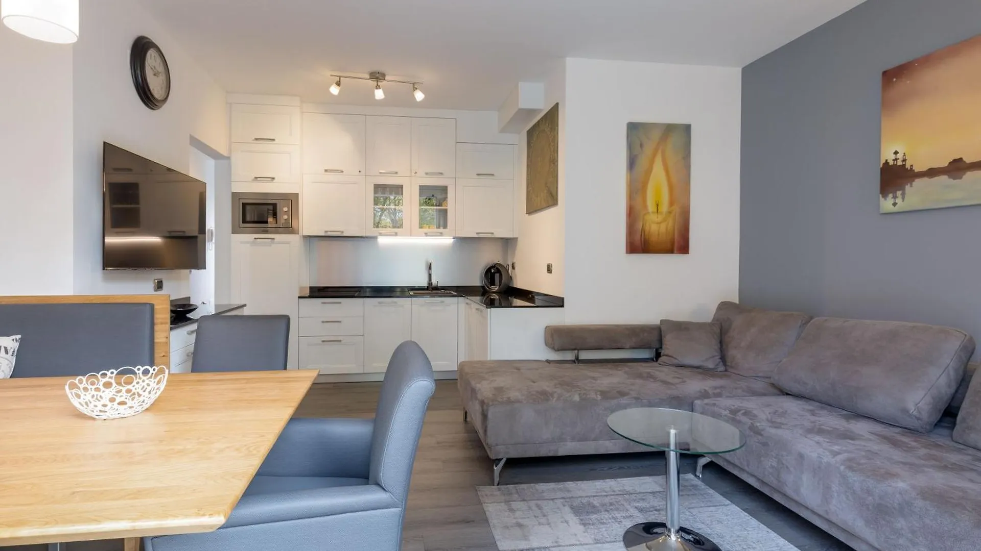 פורלצה Villa Apartments - Porto Letizia
