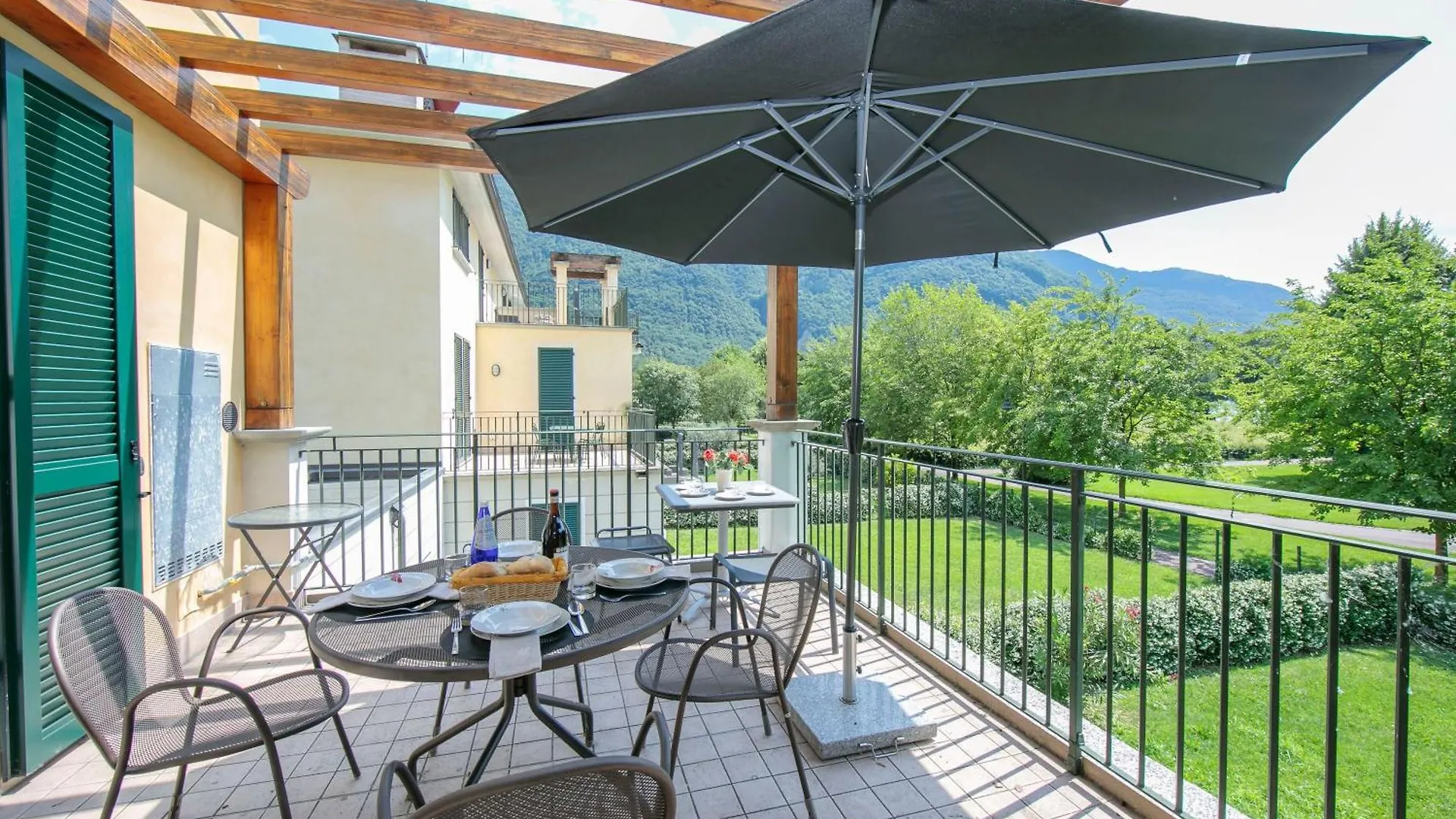 פורלצה Villa Apartments - Porto Letizia